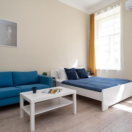 Blue Ribbon Apartment Budapest Eksteriør billede