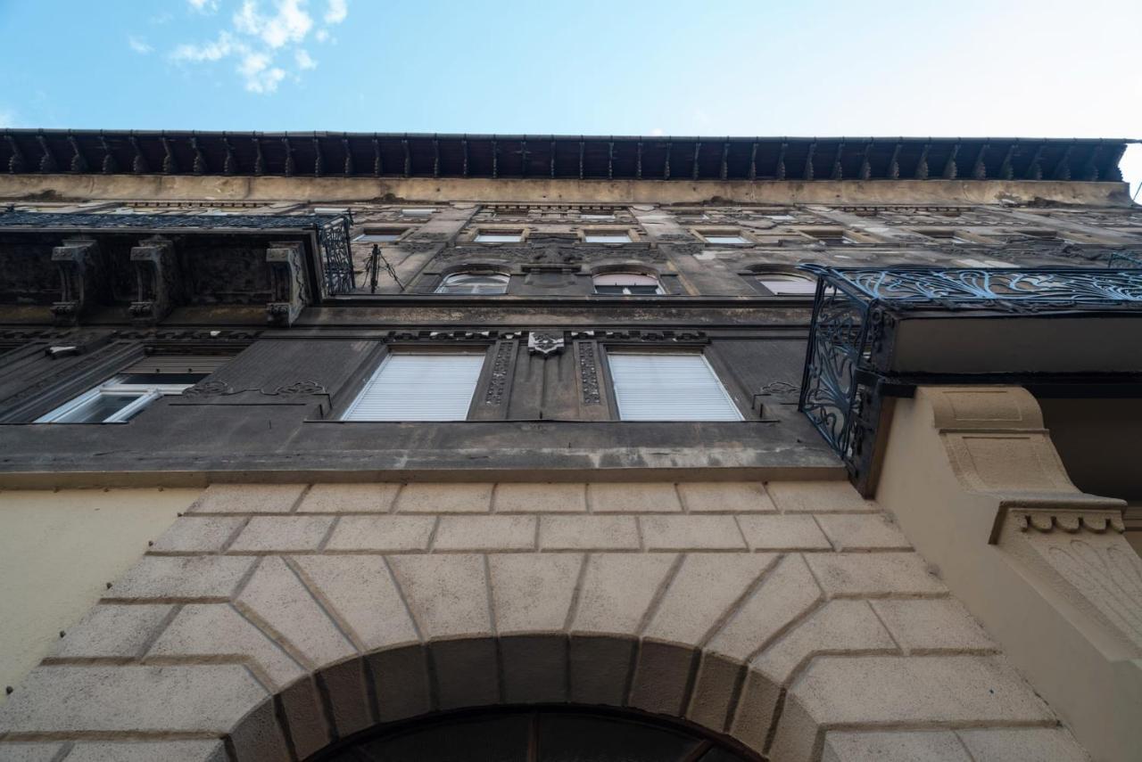 Blue Ribbon Apartment Budapest Eksteriør billede